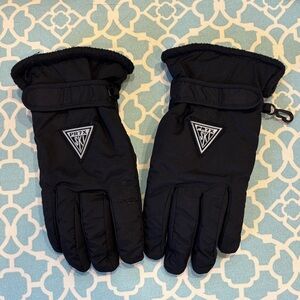 Black Insulated Winter Gloves